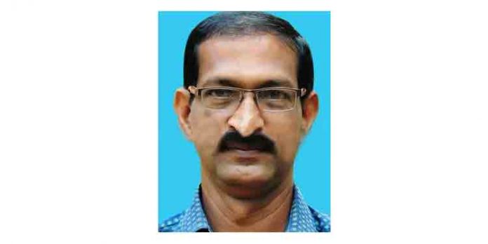 ടിപ്പർ ഇടിച്ച് സ്കൂട്ടര് യാത്രികന് മരിച്ചു ടിപ്പർ ഇടിച്ച് സ്കൂട്ടര് യാത്രികന് മരിച്ചു