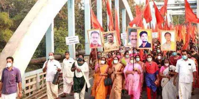 സംഘപരിവാര് പ്രസ്ഥാനങ്ങളുടെ ആഭിമുഖ്യത്തില് പ്രതിഷേധ റാലി നടത്തി സംഘപരിവാര് പ്രസ്ഥാനങ്ങളുടെ ആഭിമുഖ്യത്തില് പ്രതിഷേധ റാലി നടത്തി
