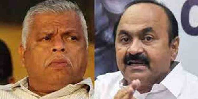 കടലാസ് പുലികള്ക്ക് മുന്നില് യു.ഡി.എഫ് തോൽക്കില്ല ; പ്രതിപക്ഷ നേതാവ് കടലാസ് പുലികള്ക്ക് മുന്നില് യു.ഡി.എഫ് തോൽക്കില്ല ; പ്രതിപക്ഷ നേതാവ്