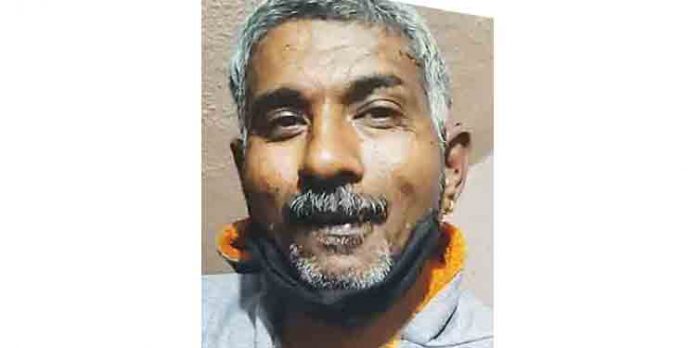 പുനര് വിവാഹിതനാവാന് പേര് രജിസ്റ്റര് ചെയ്ത പിതാവിനെ മകന് കൊലപ്പെടുത്തി പുനര് വിവാഹിതനാവാന് പേര് രജിസ്റ്റര് ചെയ്ത പിതാവിനെ മകന് കൊലപ്പെടുത്തി