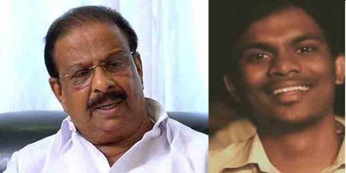 കൊലപാതകത്തെ ന്യായീകരിക്കുന്നില്ല – സാഹചര്യം പരിശോധിക്കും ; കെ സുധാകരന് കൊലപാതകത്തെ ന്യായീകരിക്കുന്നില്ല – സാഹചര്യം പരിശോധിക്കും ; കെ സുധാകരന്