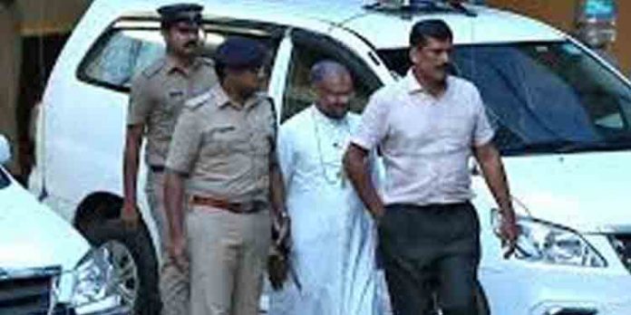 ഫ്രാങ്കോ മുളയ്ക്കല് പ്രതിയായ കന്യാസ്ത്രീ പീഡനക്കേസ് ; വിധി ജനുവരി 14ന് ഫ്രാങ്കോ മുളയ്ക്കല് പ്രതിയായ കന്യാസ്ത്രീ പീഡനക്കേസ് ; വിധി ജനുവരി 14ന്