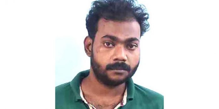 സ്കൂട്ടര് യാത്രക്കാരിയായ യുവതിയെ ആക്രമിച്ച കേസില് പ്രതി പിടിയില് സ്കൂട്ടര് യാത്രക്കാരിയായ യുവതിയെ ആക്രമിച്ച കേസില് പ്രതി പിടിയില്