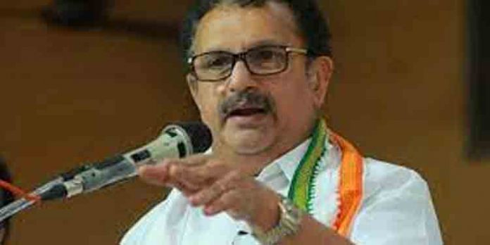 ഇരട്ടച്ചങ്കന്റെ സിംഗിള് ചങ്ക് പോലും നരേന്ദ്ര മോദിയെ കാണുമ്പോള് പ്രവര്ത്തിക്കുന്നില്ല ; കെ.മുരളീധരന് ഇരട്ടച്ചങ്കന്റെ സിംഗിള് ചങ്ക് പോലും നരേന്ദ്ര മോദിയെ കാണുമ്പോള് പ്രവര്ത്തിക്കുന്നില്ല ; കെ.മുരളീധരന്