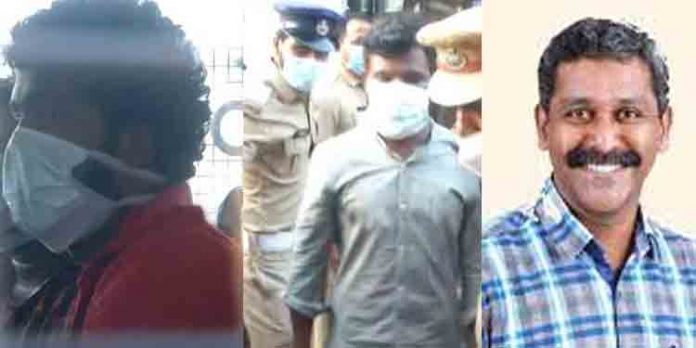 രണ്ജീത്ത് വധം : കൃത്യത്തില് നേരിട്ട് പങ്കെടുത്ത രണ്ട് പ്രതികള് കൂടി കസ്റ്റഡിയില് രണ്ജീത്ത് വധം : കൃത്യത്തില് നേരിട്ട് പങ്കെടുത്ത രണ്ട് പ്രതികള് കൂടി കസ്റ്റഡിയില്