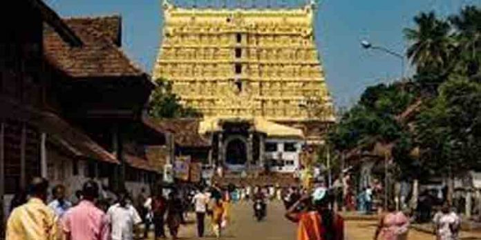ശ്രീപത്മനാഭസ്വാമി ക്ഷേത്രത്തിലെ സ്വര്ഗവാതില് ഏകാദശി നാളെ ശ്രീപത്മനാഭസ്വാമി ക്ഷേത്രത്തിലെ സ്വര്ഗവാതില് ഏകാദശി നാളെ