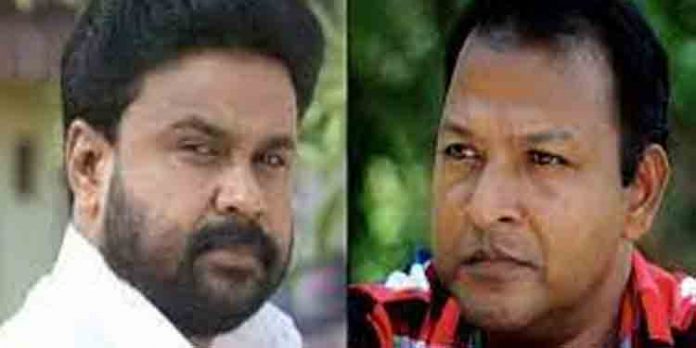 നടി ആക്രമിക്കപ്പെട്ട കേസ് ; ബാലചന്ദ്രകുമാറിന്റെ രഹസ്യ മൊഴിയെടുപ്പ് പൂര്ത്തിയായി നടി ആക്രമിക്കപ്പെട്ട കേസ് ; ബാലചന്ദ്രകുമാറിന്റെ രഹസ്യ മൊഴിയെടുപ്പ് പൂര്ത്തിയായി