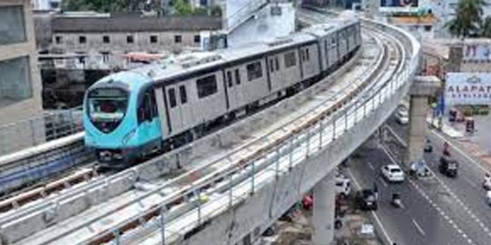 കൊച്ചി മെട്രോ രണ്ടാംഘട്ടം ; രണ്ട് വില്ലേജുകളിൽ സ്ഥലം ഏറ്റെടുത്തു കൊച്ചി മെട്രോ രണ്ടാംഘട്ടം ; രണ്ട് വില്ലേജുകളിൽ സ്ഥലം ഏറ്റെടുത്തു