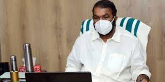 ഓൺലൈൻ ക്ലാസിന് പ്രത്യേക ടൈംടേബിൾ ; എസ്എസ്എൽസി-പ്ലസ് ടു പരീക്ഷകൾക്ക് മാറ്റമില്ല – മന്ത്രി ഓൺലൈൻ ക്ലാസിന് പ്രത്യേക ടൈംടേബിൾ ; എസ്എസ്എൽസി-പ്ലസ് ടു പരീക്ഷകൾക്ക് മാറ്റമില്ല – മന്ത്രി
