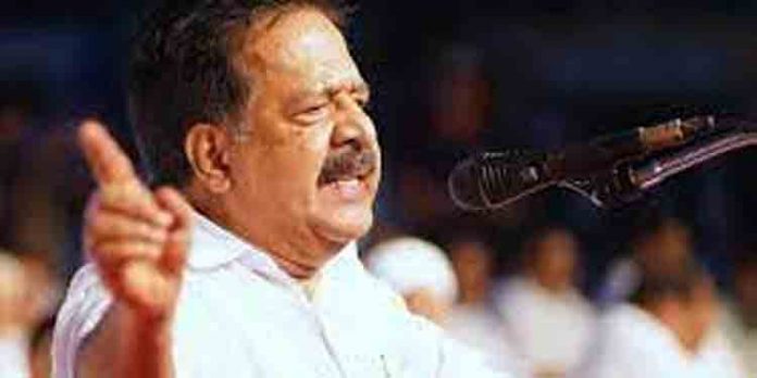 സിപിഎം സമ്മേളനങ്ങളിലെ ലംഘനങ്ങള്ക്ക് കേസില്ല സാധാരണക്കാര്ക്കെതിരെ ഇന്നലെ മാത്രം 3424 കേസുകള് : രമേശ് ചെന്നിത്തല സിപിഎം സമ്മേളനങ്ങളിലെ ലംഘനങ്ങള്ക്ക് കേസില്ല സാധാരണക്കാര്ക്കെതിരെ ഇന്നലെ മാത്രം 3424 കേസുകള് : രമേശ് ചെന്നിത്തല