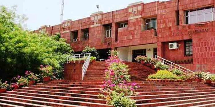 ബൈക്കിലെത്തിയ അക്രമി വസ്ത്രങ്ങള് വലിച്ചുകീറി ; ജെഎന്യു ക്യാമ്പസില് വിദ്യാര്ഥിനിക്ക് നേരെ ലൈംഗികാതിക്രമം ബൈക്കിലെത്തിയ അക്രമി വസ്ത്രങ്ങള് വലിച്ചുകീറി ; ജെഎന്യു ക്യാമ്പസില് വിദ്യാര്ഥിനിക്ക് നേരെ ലൈംഗികാതിക്രമം