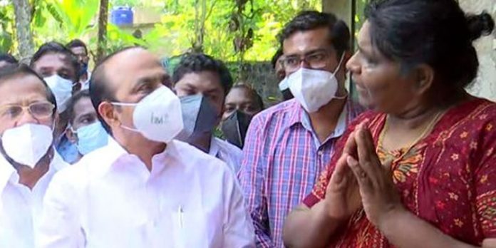 മാതാപിതാക്കളെ കുറ്റവാളികളാക്കാന് ശ്രമിച്ച ഉദ്യോഗസ്ഥര്ക്കെതിരെ നടപടി വേണം വി.ഡി സതീശന് ആവശ്യപ്പെട്ടു മാതാപിതാക്കളെ കുറ്റവാളികളാക്കാന് ശ്രമിച്ച ഉദ്യോഗസ്ഥര്ക്കെതിരെ നടപടി വേണം വി.ഡി സതീശന് ആവശ്യപ്പെട്ടു