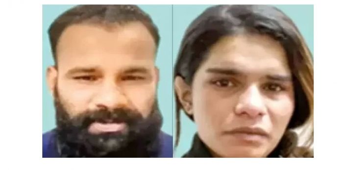 ഫ്ളാറ്റിലേക്ക് വിളിച്ചുവരുത്തി നഗ്നവീഡിയോ പകര്ത്തി ഭീഷണിപ്പെടുത്തി പണം കവര്ന്ന കേസില് രണ്ടുപേരെ പന്തീരാങ്കാവ് പോലീസ് അറസ്റ്റ് ചെയ്തു ഫ്ളാറ്റിലേക്ക് വിളിച്ചുവരുത്തി നഗ്നവീഡിയോ പകര്ത്തി ഭീഷണിപ്പെടുത്തി പണം കവര്ന്ന കേസില് രണ്ടുപേരെ പന്തീരാങ്കാവ് പോലീസ് അറസ്റ്റ് ചെയ്തു
