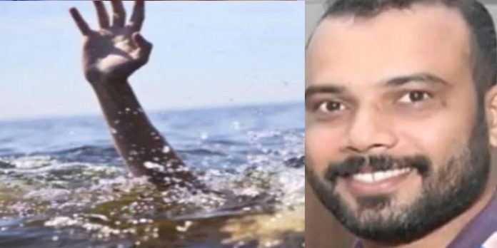 ചാലിയാര് പുഴയില് കോളേജ് അധ്യാപകന് മുങ്ങിമരിച്ചു ചാലിയാര് പുഴയില് കോളേജ് അധ്യാപകന് മുങ്ങിമരിച്ചു