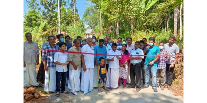 ചെത്തോംങ്കര – മേലേപടി – നടുക്കേ മുറി റോഡ് ഉദ്ഘാടനം ചെയ്തു ചെത്തോംങ്കര – മേലേപടി – നടുക്കേ മുറി റോഡ് ഉദ്ഘാടനം ചെയ്തു
