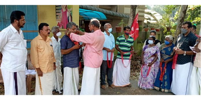 മല്ലപ്പള്ളി മണ്ഡലത്തിലുടനീളം സി.പി.ഐ നടത്തിയ വാഹന പ്രചരണ ജാഥ സമാപിച്ചു മല്ലപ്പള്ളി മണ്ഡലത്തിലുടനീളം സി.പി.ഐ നടത്തിയ വാഹന പ്രചരണ ജാഥ സമാപിച്ചു