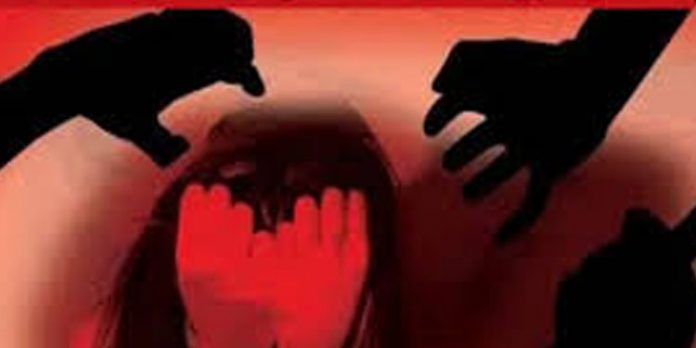 17 കാരിയുടെ സഹോദരിയും പീഡനത്തിനിരയായി ; ജാമ്യത്തില് ഇറങ്ങിയ പ്രതി വീണ്ടും പിടിയിൽ 17 കാരിയുടെ സഹോദരിയും പീഡനത്തിനിരയായി ; ജാമ്യത്തില് ഇറങ്ങിയ പ്രതി വീണ്ടും പിടിയിൽ