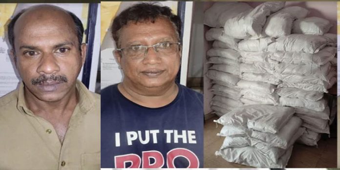 പിക്കപ്പ് വാഹനത്തില് 78 ചാക്കുകളിലായി കടത്തുകയായിരുന്ന 58500 പായ്ക്കറ്റ് ഹാന്സ് പിടികൂടി പിക്കപ്പ് വാഹനത്തില് 78 ചാക്കുകളിലായി കടത്തുകയായിരുന്ന 58500 പായ്ക്കറ്റ് ഹാന്സ് പിടികൂടി