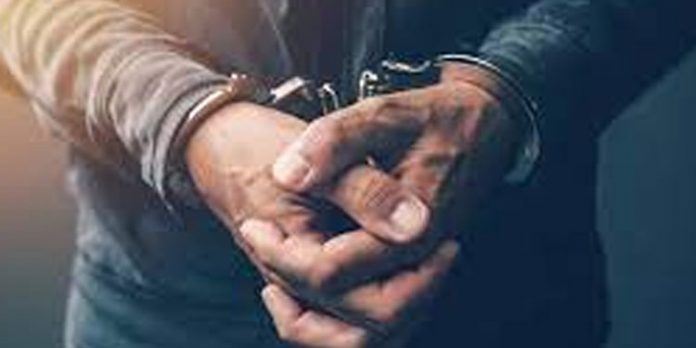 25 വര്ഷം ഒളിവില് കഴിഞ്ഞ പിടികിട്ടാപുള്ളി പിടിയില് 25 വര്ഷം ഒളിവില് കഴിഞ്ഞ പിടികിട്ടാപുള്ളി പിടിയില്