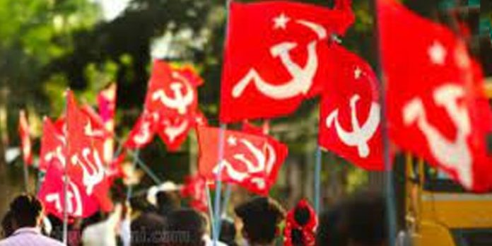കാസര്കോട് സിപിഎം ജില്ലാ സമ്മേളനത്തില് കേരളാ പോലീസിനെതിരെ രൂക്ഷ വിമര്ശനം കാസര്കോട് സിപിഎം ജില്ലാ സമ്മേളനത്തില് കേരളാ പോലീസിനെതിരെ രൂക്ഷ വിമര്ശനം