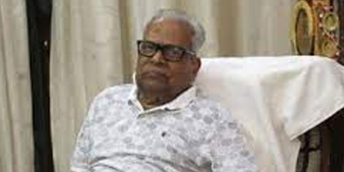 വിഎസ് അച്യുതാനന്ദന്റെ ആരോഗ്യ സ്ഥിതി മെച്ചപ്പെടുന്നു ; ഭാര്യയ്ക്കും കോവിഡ് വിഎസ് അച്യുതാനന്ദന്റെ ആരോഗ്യ സ്ഥിതി മെച്ചപ്പെടുന്നു ; ഭാര്യയ്ക്കും കോവിഡ്