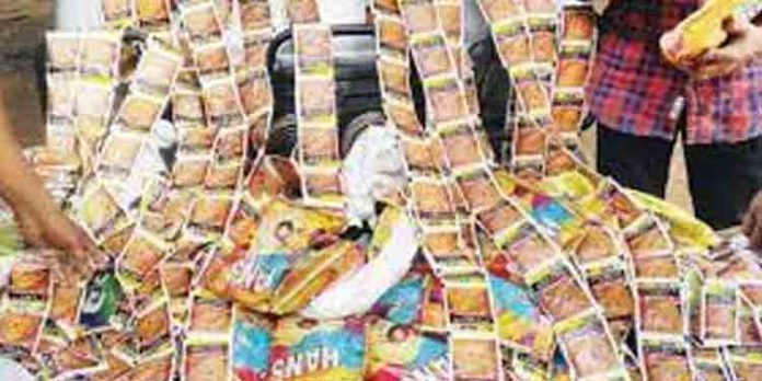 നിരോധിത പുകയില ഉത്പന്നങ്ങളുടെ വന്ശേഖരം ; കോട്ടയത്ത് ഒരാള് പിടിയില് നിരോധിത പുകയില ഉത്പന്നങ്ങളുടെ വന്ശേഖരം ; കോട്ടയത്ത് ഒരാള് പിടിയില്
