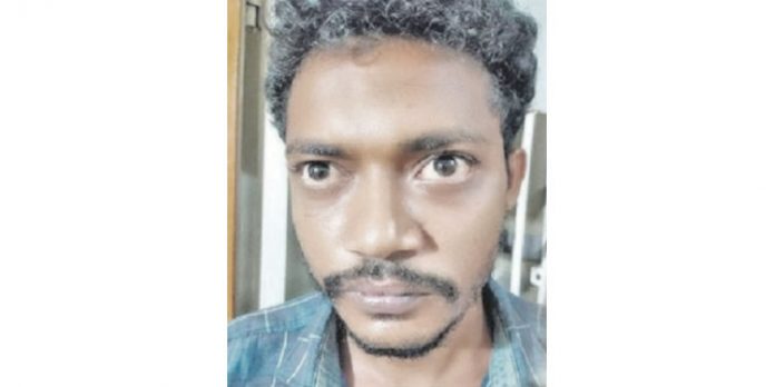 ജോലിക്ക് പോകാൻ പറഞ്ഞ ഭാര്യയെ തലയ്ക്കടിച്ചു : യുവാവ് പിടിയിൽ ജോലിക്ക് പോകാൻ പറഞ്ഞ ഭാര്യയെ തലയ്ക്കടിച്ചു : യുവാവ് പിടിയിൽ