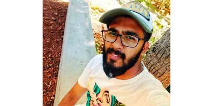 യുവതിയെ രക്ഷിക്കാന് കടലില് ചാടിയ യുവാവ് മുങ്ങി മരിച്ചു യുവതിയെ രക്ഷിക്കാന് കടലില് ചാടിയ യുവാവ് മുങ്ങി മരിച്ചു