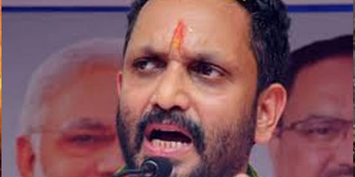 ജലീലിന്റേത് മുഖ്യമന്ത്രിക്കും സര്ക്കാറിനും വേണ്ടിയുള്ള വക്കാലത്തെന്ന് കെ.സുരേന്ദ്രന് ജലീലിന്റേത് മുഖ്യമന്ത്രിക്കും സര്ക്കാറിനും വേണ്ടിയുള്ള വക്കാലത്തെന്ന് കെ.സുരേന്ദ്രന്