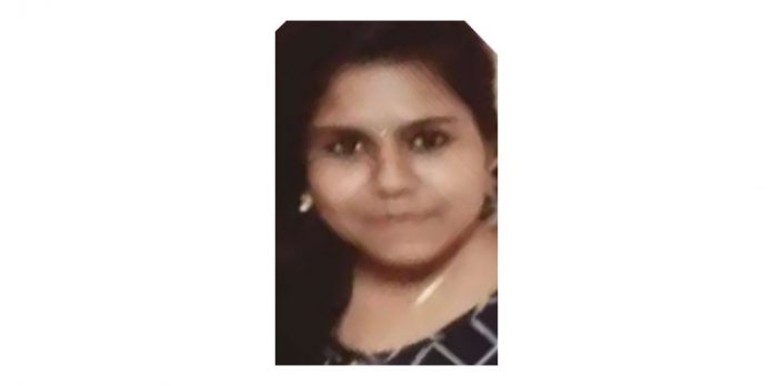 കോളേജ് അധികൃതർ ഫീസടയ്ക്കാന് സമ്മതിച്ചില്ല ; വിദ്യാര്ത്ഥിനി ജീവനൊടുക്കി കോളേജ് അധികൃതർ ഫീസടയ്ക്കാന് സമ്മതിച്ചില്ല ; വിദ്യാര്ത്ഥിനി ജീവനൊടുക്കി