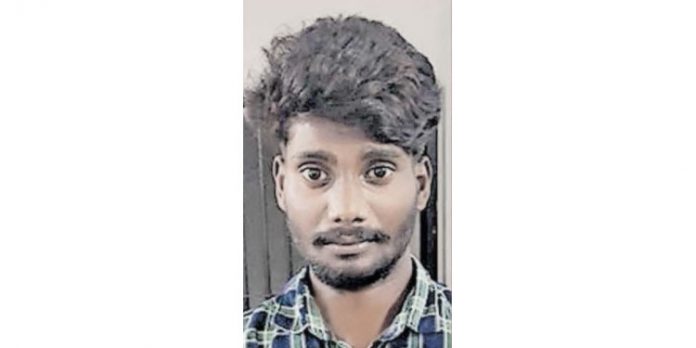 യുവതിയെ ആക്രമിക്കുകയും നഗ്നതാ പ്രദര്ശനം നടത്തുകയും ചെയ്ത യുവാവിനെ പോലീസ് അറസ്റ്റ് ചെയ്തു യുവതിയെ ആക്രമിക്കുകയും നഗ്നതാ പ്രദര്ശനം നടത്തുകയും ചെയ്ത യുവാവിനെ പോലീസ് അറസ്റ്റ് ചെയ്തു