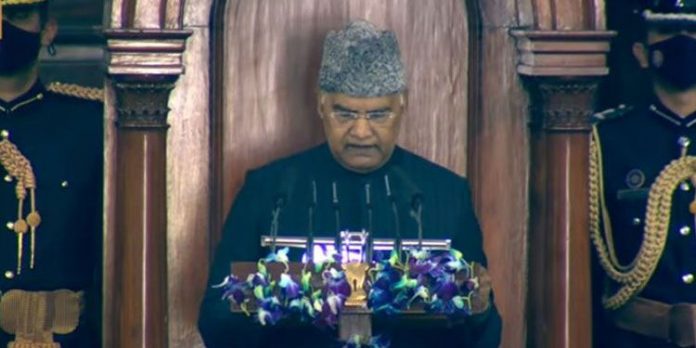 രാഷ്ട്രപതിയുടെ നയപ്രഖ്യാപന പ്രസംഗം ; പെഗാസസ് അടക്കമുള്ള വിഷയങ്ങളില് പ്രതിപക്ഷപ്രതിഷേധം രാഷ്ട്രപതിയുടെ നയപ്രഖ്യാപന പ്രസംഗം ; പെഗാസസ് അടക്കമുള്ള വിഷയങ്ങളില് പ്രതിപക്ഷപ്രതിഷേധം