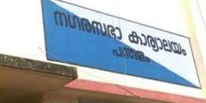 ഒരാള്ക്ക് വീട് വെയ്ക്കാന് രണ്ട് ആനുകൂല്യം ; വിജിലന്സ് റെയ്ഡില് കണ്ടെത്താത്ത ഫയല് സൂപ്രണ്ടിന്റെ മേശപ്പുറത്ത് ഒരാള്ക്ക് വീട് വെയ്ക്കാന് രണ്ട് ആനുകൂല്യം ; വിജിലന്സ് റെയ്ഡില് കണ്ടെത്താത്ത ഫയല് സൂപ്രണ്ടിന്റെ മേശപ്പുറത്ത്
