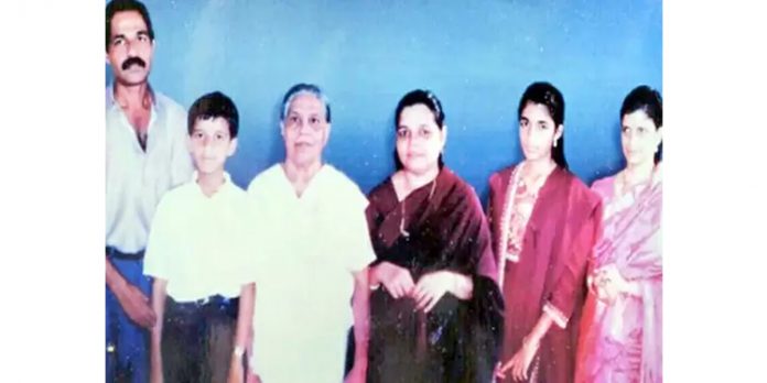 ആദ്യം ആരെ കൊലചെയ്തു ? ചുരുളഴിയാതെ മാഞ്ഞൂരാന് കുടുംബത്തിലെ കൊലപാതകം ആദ്യം ആരെ കൊലചെയ്തു ? ചുരുളഴിയാതെ മാഞ്ഞൂരാന് കുടുംബത്തിലെ കൊലപാതകം