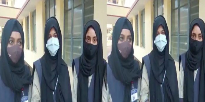 കർണാടകയിൽ വീണ്ടും ഹിജാബ് ധരിക്കുന്നതിന് വിലക്ക് ; അഞ്ച് വിദ്യാർത്ഥികളെ പുറത്താക്കി കർണാടകയിൽ വീണ്ടും ഹിജാബ് ധരിക്കുന്നതിന് വിലക്ക് ; അഞ്ച് വിദ്യാർത്ഥികളെ പുറത്താക്കി