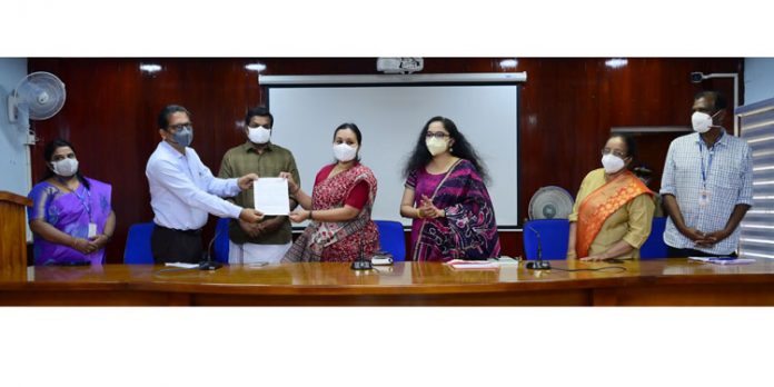 അതിവേഗത്തിലാണ് കോന്നി മെഡിക്കല് കോളേജിന്റെ വളര്ച്ച : മന്ത്രി വീണാ ജോര്ജ് അതിവേഗത്തിലാണ് കോന്നി മെഡിക്കല് കോളേജിന്റെ വളര്ച്ച : മന്ത്രി വീണാ ജോര്ജ്