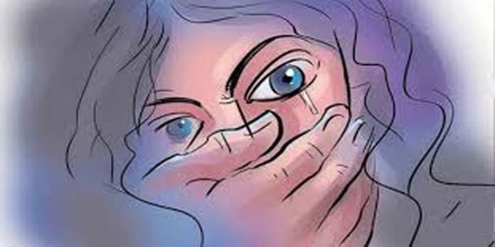 ഇരയാക്കപ്പെടലിൽ നിന്ന് അതിജീവനത്തിലേക്കുള്ള യാത്രയിലെന്ന് ആക്രമിക്കപ്പെട്ട നടി ഇരയാക്കപ്പെടലിൽ നിന്ന് അതിജീവനത്തിലേക്കുള്ള യാത്രയിലെന്ന് ആക്രമിക്കപ്പെട്ട നടി