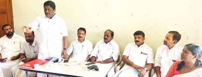 കോണ്ഗ്രസ് യൂണിറ്റ് കമ്മിറ്റി രൂപീകരണം മൂന്നാം ഘട്ടം ജനുവരി 15 ന് തുടങ്ങും കോണ്ഗ്രസ് യൂണിറ്റ് കമ്മിറ്റി രൂപീകരണം മൂന്നാം ഘട്ടം ജനുവരി 15 ന് തുടങ്ങും