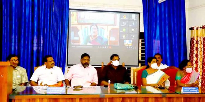 മുട്ട ഉത്പാദനത്തില് കേരളം സ്വയംപര്യാപ്തത നേടും : മന്ത്രി ജെ.ചിഞ്ചു റാണി മുട്ട ഉത്പാദനത്തില് കേരളം സ്വയംപര്യാപ്തത നേടും : മന്ത്രി ജെ.ചിഞ്ചു റാണി