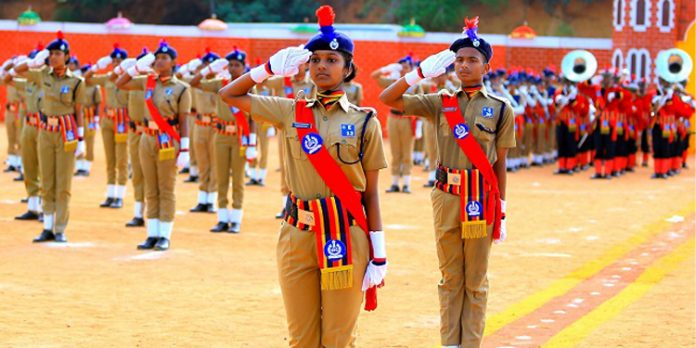 സ്റ്റുഡന്റ്സ് പോലീസില് മതപരമായ വസ്ത്രധാരണം അനുവദിക്കില്ലെന്ന് സംസ്ഥാന സര്ക്കാര് സ്റ്റുഡന്റ്സ് പോലീസില് മതപരമായ വസ്ത്രധാരണം അനുവദിക്കില്ലെന്ന് സംസ്ഥാന സര്ക്കാര്