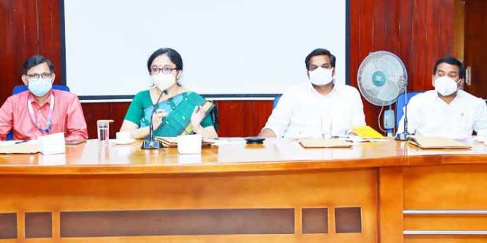 വിദ്യാഭ്യാസ വായ്പ : ജില്ലയില് പരാതി പരിഹാര അദാലത്ത് ഫെബ്രുവരി ഒന്നിന് – ജില്ലാകളക്ടര് വിദ്യാഭ്യാസ വായ്പ : ജില്ലയില് പരാതി പരിഹാര അദാലത്ത് ഫെബ്രുവരി ഒന്നിന് – ജില്ലാകളക്ടര്