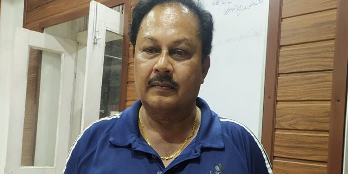 വിദ്യാർഥിനിയെ പീഡിപ്പിക്കാൻ ശ്രമം ; ഹാൻഡ് ബോൾ പരിശീലകൻ അറസ്റ്റിൽ വിദ്യാർഥിനിയെ പീഡിപ്പിക്കാൻ ശ്രമം ; ഹാൻഡ് ബോൾ പരിശീലകൻ അറസ്റ്റിൽ