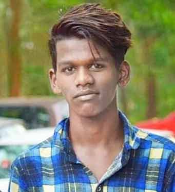 ബൈക്ക് നിയന്ത്രണം വിട്ട് മതിലിൽ ഇടിച്ച് യുവാവ് മരിച്ചു ബൈക്ക് നിയന്ത്രണം വിട്ട് മതിലിൽ ഇടിച്ച് യുവാവ് മരിച്ചു