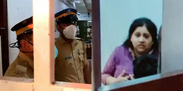 തട്ടിക്കൊണ്ടുപോകൽ വാർത്തയിൽ ഞെട്ടി കുടുംബം ; നീതുവും ബാദുഷയും സൗഹൃദത്തിലായത് ടിക്ടോക്കിലൂടെ തട്ടിക്കൊണ്ടുപോകൽ വാർത്തയിൽ ഞെട്ടി കുടുംബം ; നീതുവും ബാദുഷയും സൗഹൃദത്തിലായത് ടിക്ടോക്കിലൂടെ
