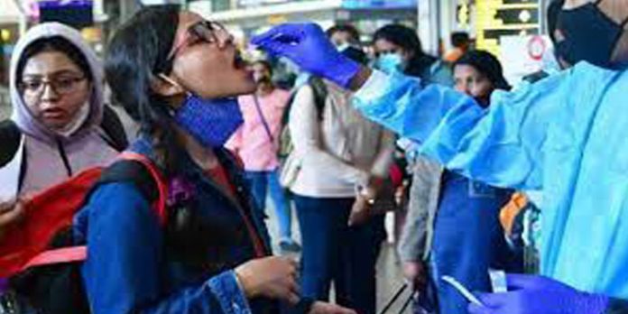 രാജ്യത്ത് 27,553 പേർക്ക് കൊവിഡ് ; ഒമിക്രോൺ കേസുകളിൽ വൻ വർധനവ് രാജ്യത്ത് 27,553 പേർക്ക് കൊവിഡ് ; ഒമിക്രോൺ കേസുകളിൽ വൻ വർധനവ്