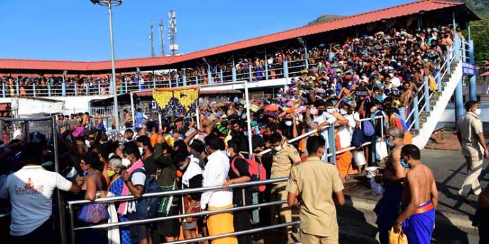 ശബരിമലയിൽ തിരക്കേറി ശബരിമലയിൽ തിരക്കേറി