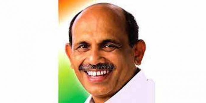 കോവിഡ് പ്രതിരോധം സർക്കാർ കാഴ്ചക്കാരായി : പുതുശ്ശേരി കോവിഡ് പ്രതിരോധം സർക്കാർ കാഴ്ചക്കാരായി : പുതുശ്ശേരി