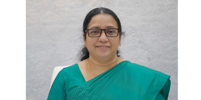 കൊവിഡ് : ഇടുക്കി കളക്ടറേറ്റിലേക്ക് പൊതുജനത്തിന്റെ പ്രവേശനം വിലക്കി കൊവിഡ് : ഇടുക്കി കളക്ടറേറ്റിലേക്ക് പൊതുജനത്തിന്റെ പ്രവേശനം വിലക്കി