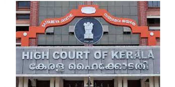 സംസ്ഥാനത്ത് പരസ്യ ബോർഡുകൾക്ക് നിയന്ത്രണമേർപ്പെടുത്തി ഹൈക്കോടതി സംസ്ഥാനത്ത് പരസ്യ ബോർഡുകൾക്ക് നിയന്ത്രണമേർപ്പെടുത്തി ഹൈക്കോടതി
