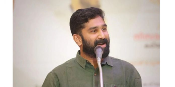 ഇനിയെങ്കിലും ആ ചെക്കനെ റൂം മാറ്റി കിടത്തണം ; കോടിയേരിയോട് ബൽറാം ഇനിയെങ്കിലും ആ ചെക്കനെ റൂം മാറ്റി കിടത്തണം ; കോടിയേരിയോട് ബൽറാം